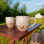 Miła łąka Glamping