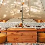Miła łąka Glamping Luksusowy namiot *