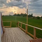 Miła łąka Glamping *